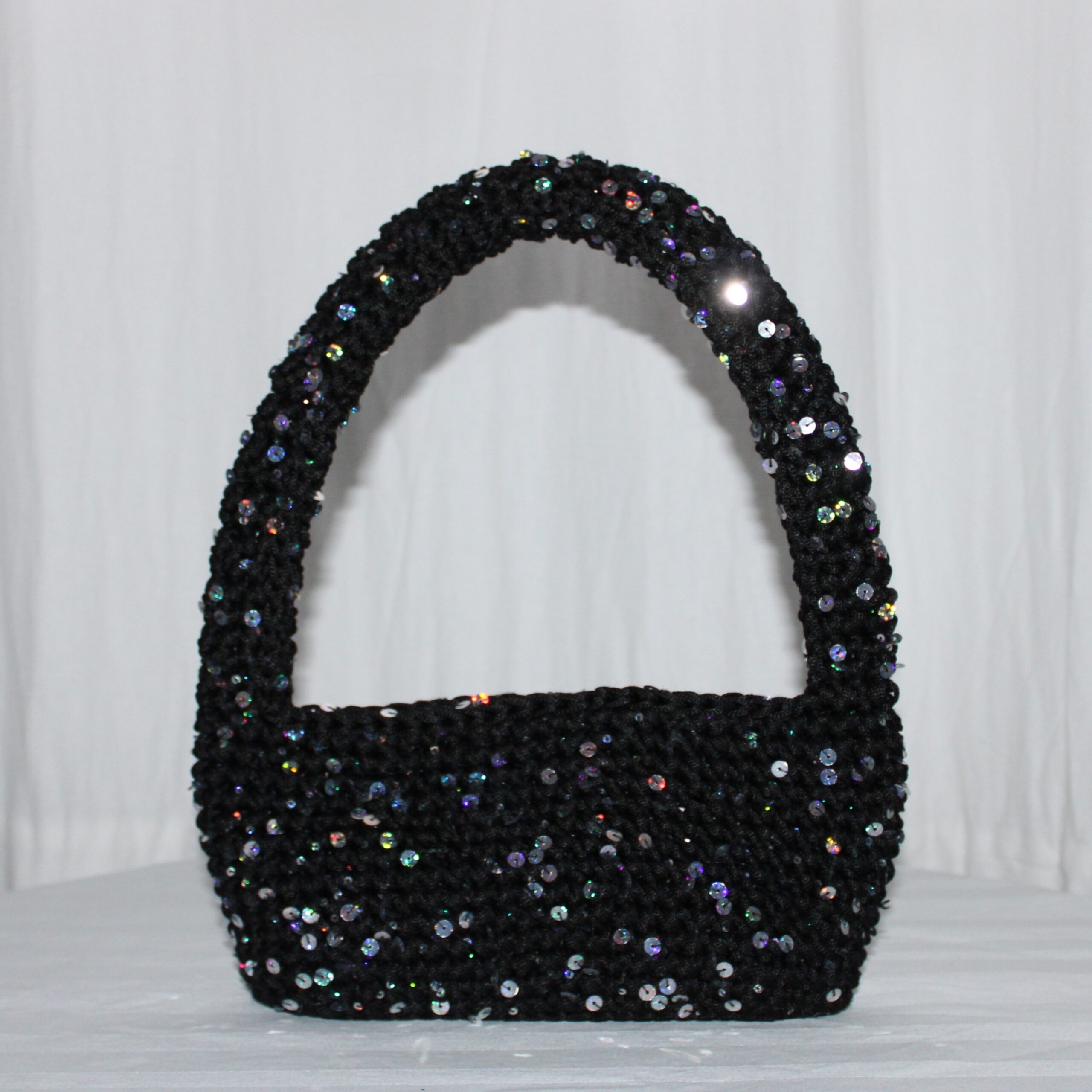 bolso-lentejuelas-crochet-hecho-a-mano-1